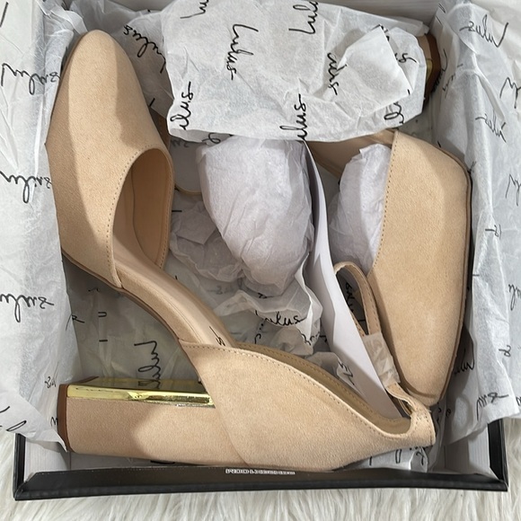LULUS Laura Light Nude Suede Ankle Strap Chunky Heels Size 10 NEW - Picture 3 of 16